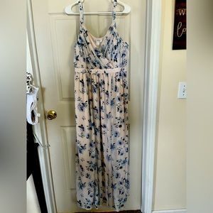 Soft Pink and Floral Motherhood Maternity Maxi Dress